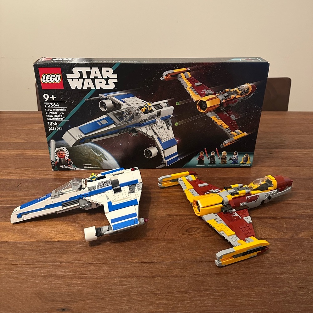 LEGO Star Wars 75364 New Republic E-Wing vs Shin Hati Starfighter Incomplete